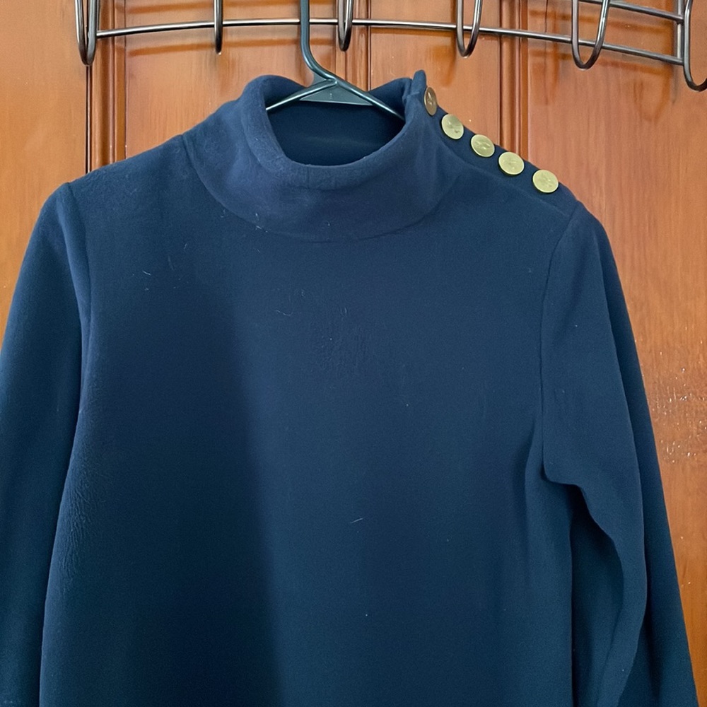 Dudley Stephens navy vello fleece top. Women’s size small. Excellent condition.